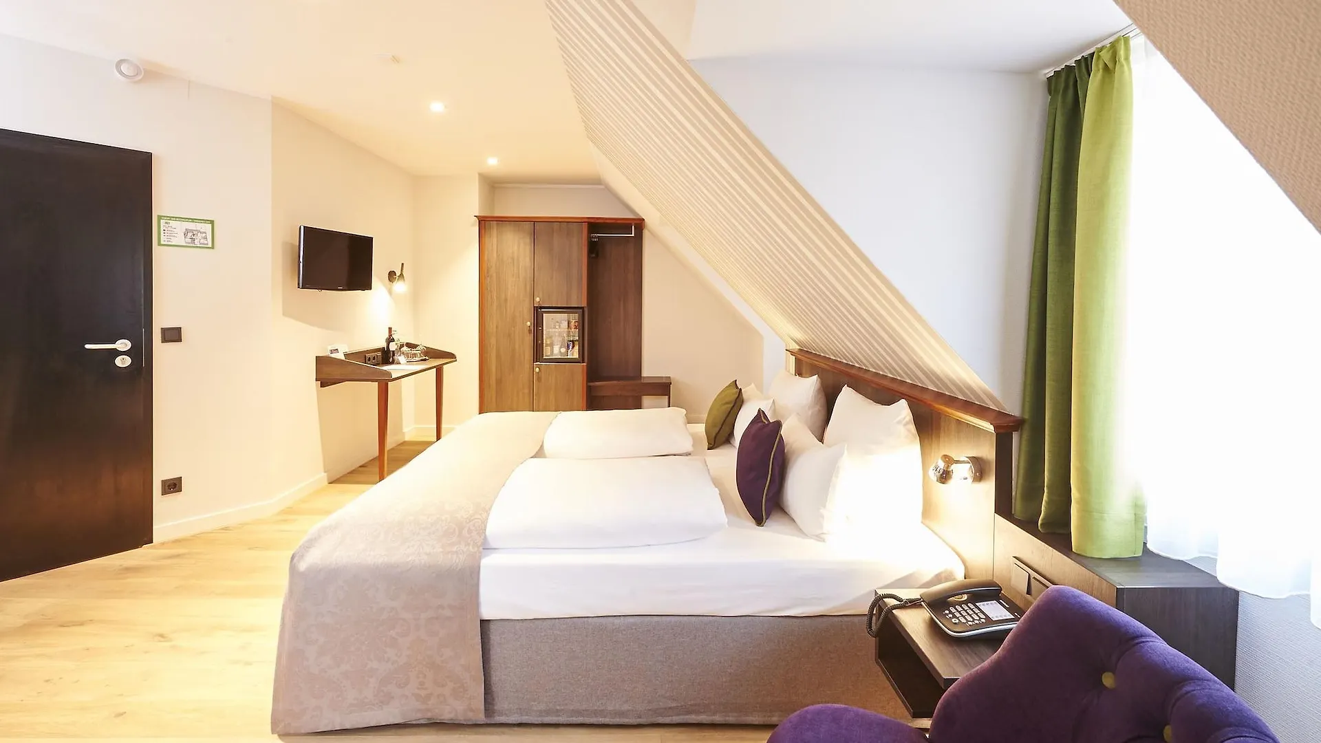 ***  Hotel Hauser Boutique Nuremberga Alemanha